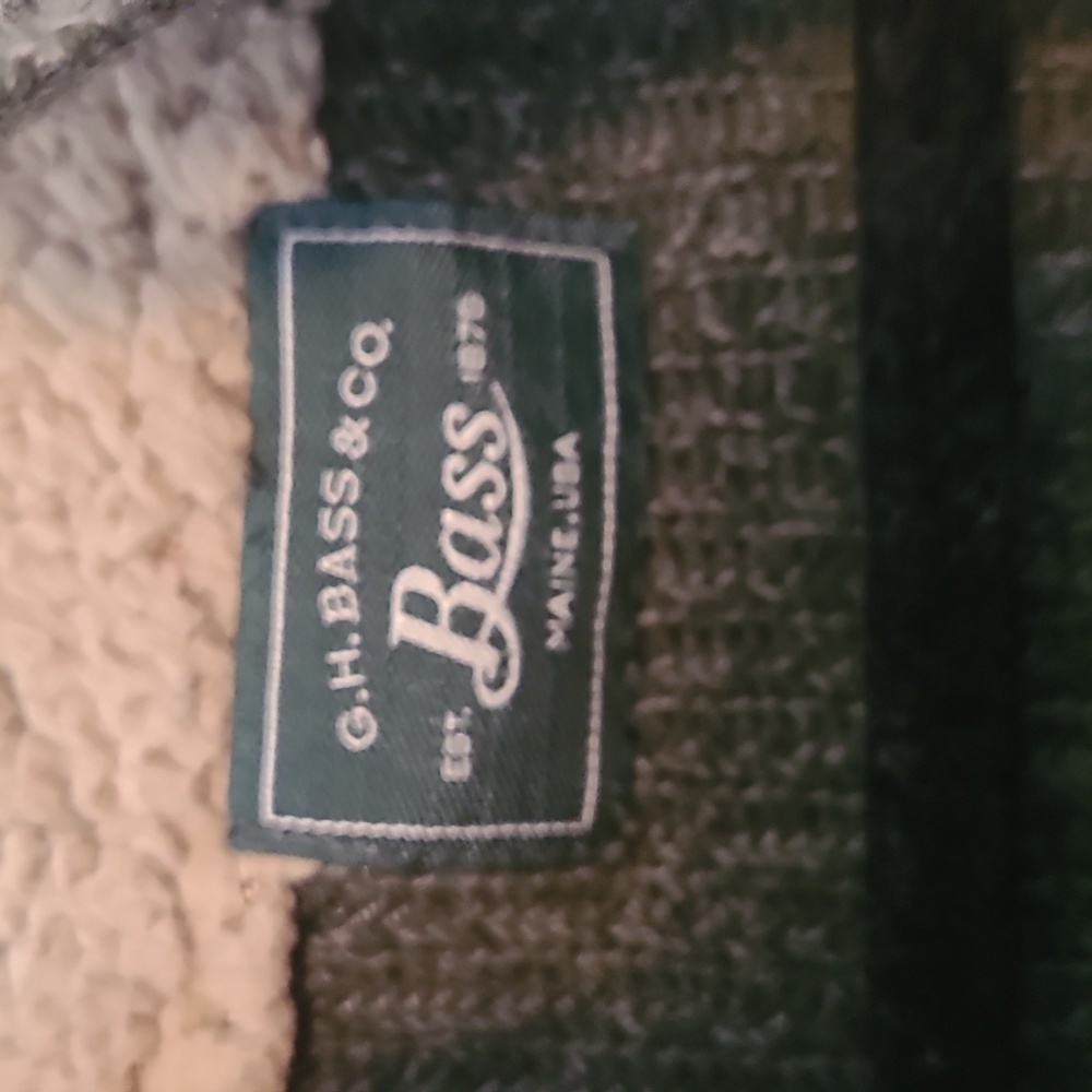 Green Button up Sweater - Picture 3 of 6